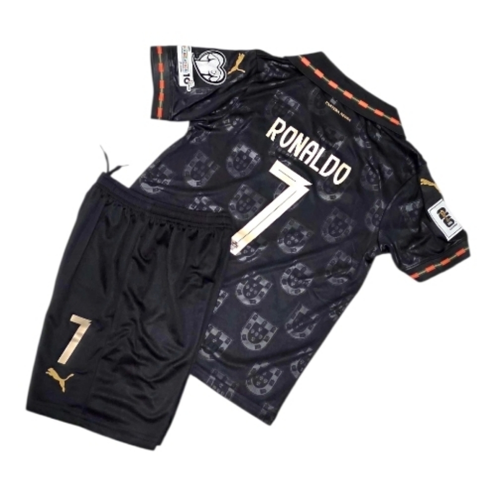 Portugal Cristiano Ronaldo set for Kids - Picture 2 of 5
